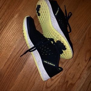 Women’s new balance lime green and black